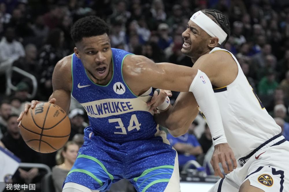 一位年轻记 一位年轻记