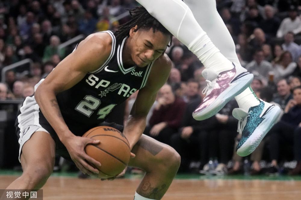 莫布里在内 莫布里在内